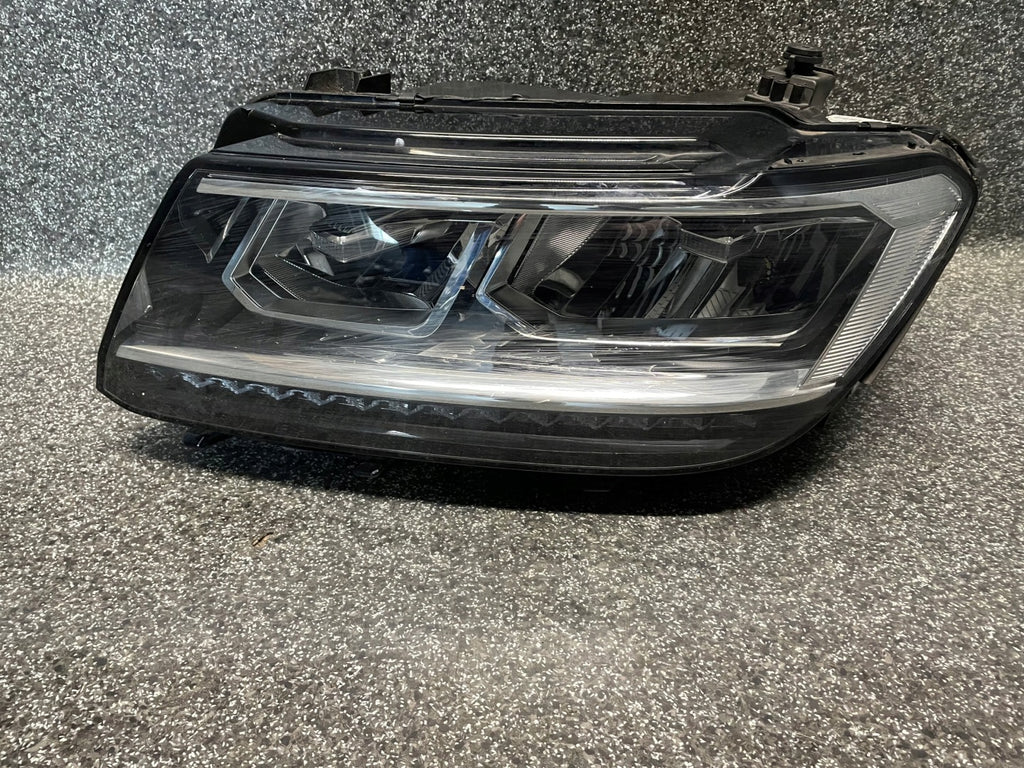 Frontscheinwerfer VW Tiguan 5NB941035 Links Scheinwerfer Headlight SCH4060991064fu