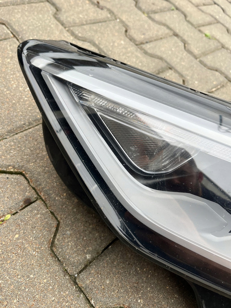 Frontscheinwerfer Audi A3 8Y0941011 Full LED Ein Stück (Rechts oder Links)