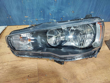 Laden Sie das Bild in den Galerie-Viewer, Frontscheinwerfer Mitsubishi Lancer VIII I 8301C3-37 FALSE Headlight SCH2312697204db
