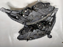 Laden Sie das Bild in den Galerie-Viewer, Frontscheinwerfer Honda Crv Cr-V IV Ein Stück (Rechts oder Links) Headlight