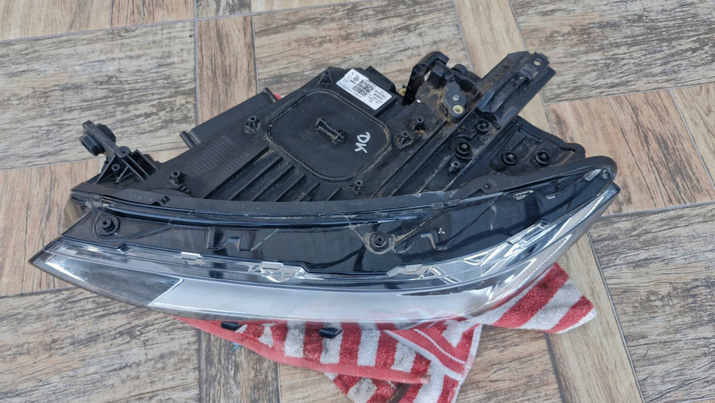 Frontscheinwerfer VW Passat B8 3G1941035L Full LED Ein Stück (Rechts oder Links) SCH9491997977ea