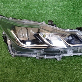 Frontscheinwerfer Toyota Corolla 8111002T3100 Rechts Scheinwerfer Headlight SCH2653628408za