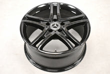 Laden Sie das Bild in den Galerie-Viewer, 4x Alufelge 18 Zoll 8.0&quot; 5x112 41ET Glanz Schwarz A2224011900 Mercedes-Benz W222