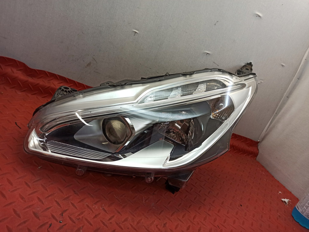 Frontscheinwerfer Peugeot 208 90047883 LED Links Scheinwerfer Headlight