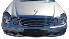 Laden Sie das Bild in den Galerie-Viewer, Frontscheinwerfer Mercedes-Benz W211 Xenon Ein Satz Scheinwerfer Headlight SCH1360467317fl