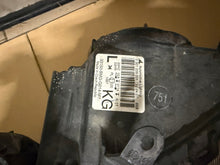 Laden Sie das Bild in den Galerie-Viewer, Frontscheinwerfer Honda Civic I 251035 Links Scheinwerfer Headlight SCH3457833059ci