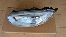 Load image into Gallery viewer, Frontscheinwerfer Ford Courier JT7613W030AD Links Scheinwerfer Headlight SCH9775107148sp