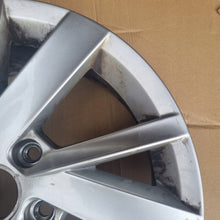 Load image into Gallery viewer, 1x Alufelge 16 Zoll 6.5" 5x112 46ET Glanz Silber 5H0071496 VW Golf Viii FEL8541881065sa