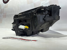 Laden Sie das Bild in den Galerie-Viewer, Frontscheinwerfer Mercedes-Benz Glc X253 A2539065003 LED Rechts Headlight SCH3213287826gl