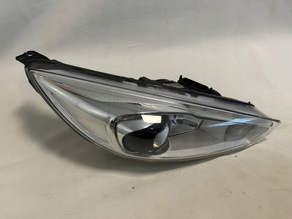 Frontscheinwerfer Ford Focus III F1EB-13D154-AD Xenon Rechts Headlight