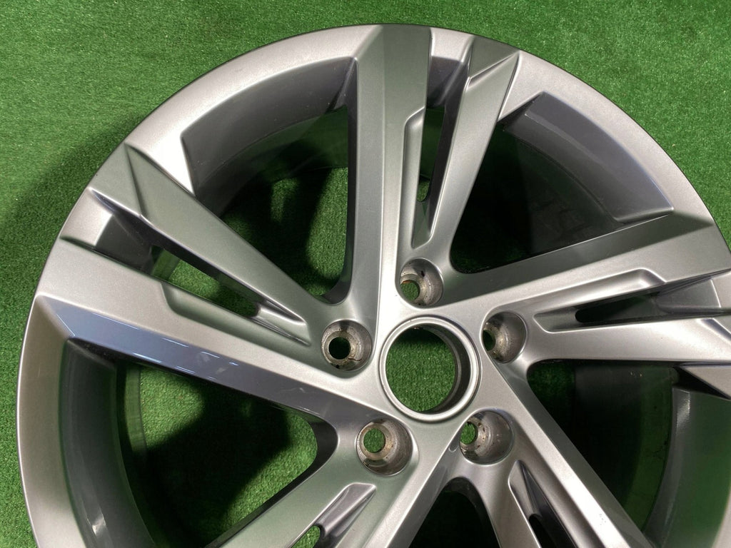 1x Alufelge 17 Zoll 7.5" 5x112 51ET 5H0601025AF VW Golf Viii Rim Wheel FEL4949720842lv