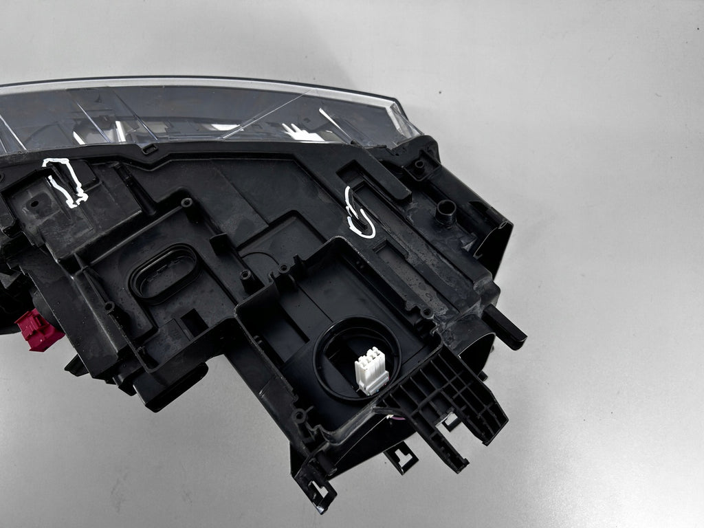 Frontscheinwerfer Audi Q3 8U0941005 Xenon Ein Stück (Rechts oder Links) SCH6179790425ij
