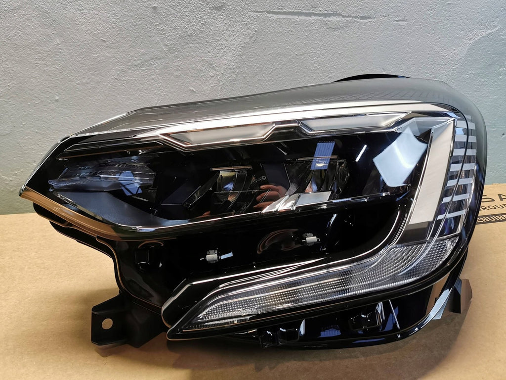 Frontscheinwerfer Renault Captur II 260608054R Links Scheinwerfer Headlight SCH8024147581ge