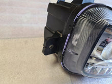 Load image into Gallery viewer, Frontscheinwerfer Kia 92202-7P Rechts Scheinwerfer Headlight