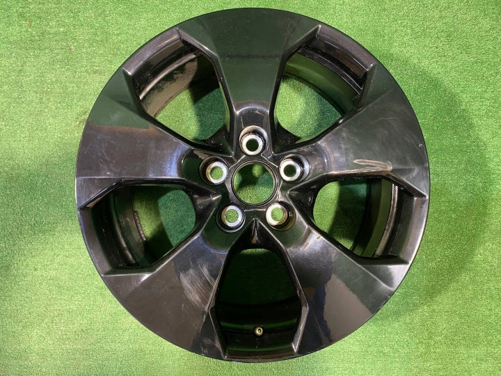 1x Alufelge 17 Zoll PW45742000 Toyota Rav V 4 Rim Wheel FEL6166627721py