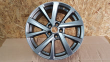 Laden Sie das Bild in den Galerie-Viewer, 1x Alufelge 18 Zoll 7.0&quot; 5x114.3 45ET BP70845 Mazda Cx-3 Cx30 Rim Wheel
