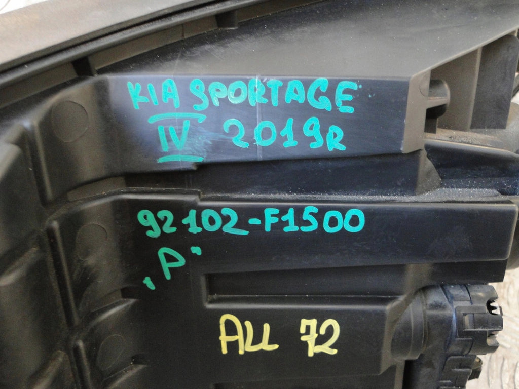 Frontscheinwerfer Kia Sportage IV 92102F1500 Xenon Rechts Scheinwerfer Headlight SCH8645099347zh