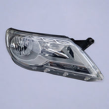 Laden Sie das Bild in den Galerie-Viewer, Frontscheinwerfer VW Tiguan 5N1941032P 1ED247038-02 LED Rechts Headlight