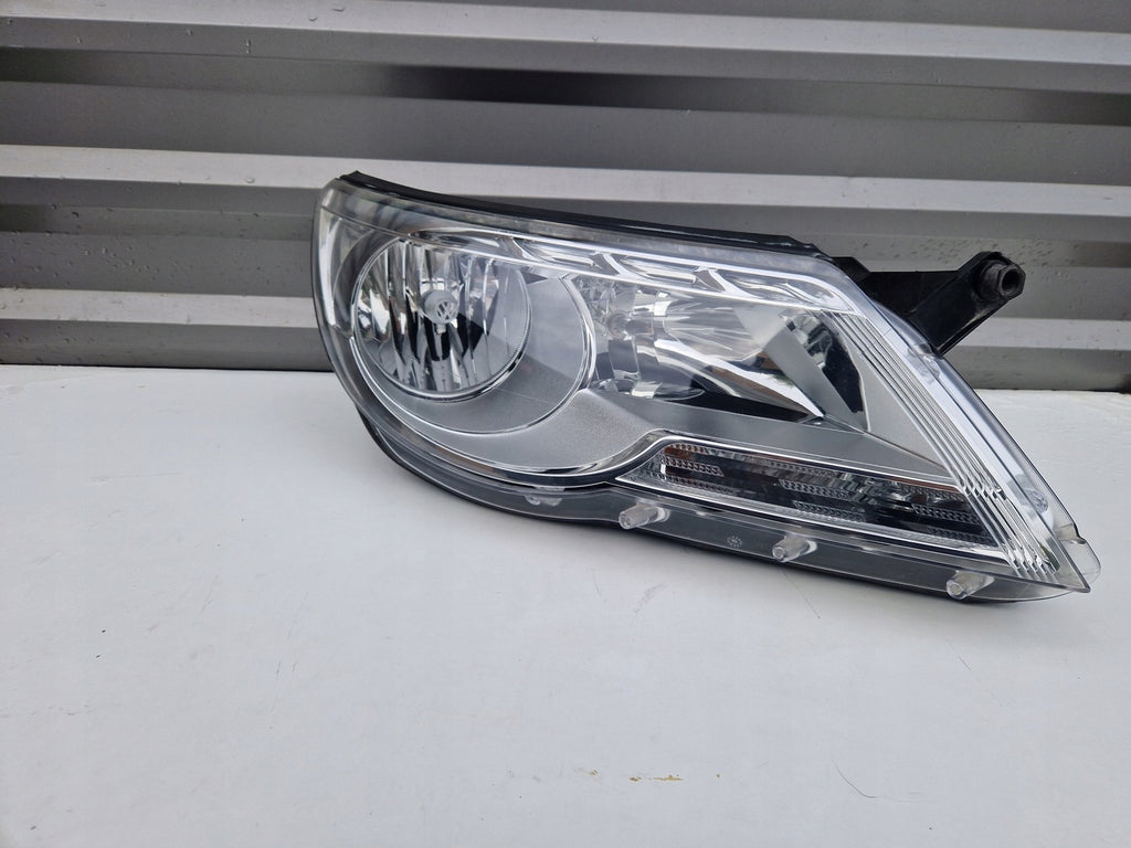 Frontscheinwerfer VW Tiguan 5N1941032P 1ED247038-02 LED Rechts Headlight