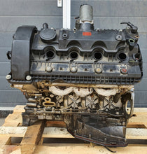 Laden Sie das Bild in den Galerie-Viewer, Motor BMW 7 E65 E66 N62B36A 3.6 272PS 200kW 2002 Benzin Engine Unkomplett