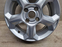 Laden Sie das Bild in den Galerie-Viewer, 1x Alufelge 15 Zoll 4x108 8V211007BA Ford Fiesta I Rim Wheel FEL9418481646cr