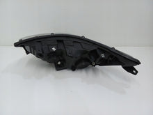 Laden Sie das Bild in den Galerie-Viewer, Frontscheinwerfer Iveco Daily VI I Links Scheinwerfer Headlight SCH4643681616ry