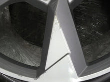 Laden Sie das Bild in den Galerie-Viewer, 1x Alufelge 19 Zoll 7.0" 5x112 43ET Glanz Silber 83A601025N Audi Rim Wheel FEL7997161131eu