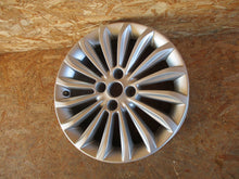 Laden Sie das Bild in den Galerie-Viewer, 1x Alufelge 16 Zoll 6.5&quot; 4x100 40ET Glanz Silber Opel Corsa D Rim Wheel