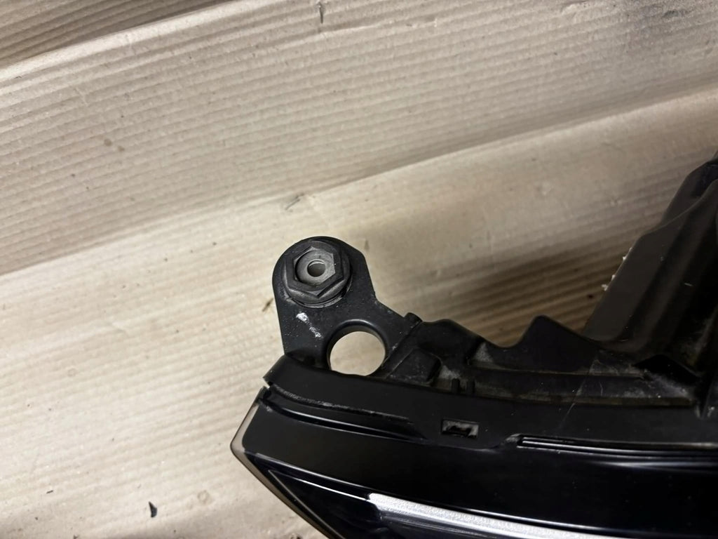 Frontscheinwerfer Audi A1 82A941033D 82A941034D LED Rechts oder Links