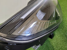 Laden Sie das Bild in den Galerie-Viewer, Frontscheinwerfer Hyundai I30 III 92102G4600 Full LED Rechts Headlight