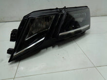 Laden Sie das Bild in den Galerie-Viewer, Frontscheinwerfer Skoda Octavia III 5E1941015F Full LED Links Headlight SCH2321002126fu