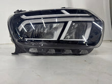 Laden Sie das Bild in den Galerie-Viewer, Frontscheinwerfer Dacia Duster 260106194R LED Rechts Scheinwerfer Headlight