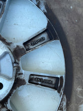 Load image into Gallery viewer, 1x Alufelge 15 Zoll 6.0" 4x100 Silber K7400ADE05 Hyundai I10 Iii Rim Wheel FEL3683476463kb