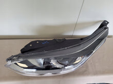 Laden Sie das Bild in den Galerie-Viewer, Frontscheinwerfer Kia Ceed J792111010 Links Scheinwerfer Headlight SCH6770943764sn