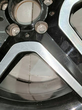Load image into Gallery viewer, 1x Alufelge 19 Zoll A1564010600 Mercedes-Benz Gla Amg Rim Wheel FEL2000961538hv