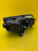 Laden Sie das Bild in den Galerie-Viewer, Frontscheinwerfer Skoda Octavia I 5E1941015F LED Links Scheinwerfer Headlight SCH4811450968nk