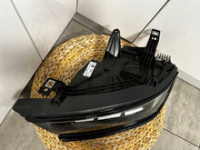 Laden Sie das Bild in den Galerie-Viewer, Frontscheinwerfer Opel Astra L 9851881680 LED Ein Stück (Rechts oder Links) SCH5888085661fx