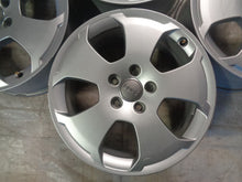 Laden Sie das Bild in den Galerie-Viewer, 4x Alufelge 17 Zoll 7.5" 5x112 56ET Glanz Silber 8P0601025C Audi A3 Rim Wheel FEL2197459711zs
