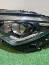 Laden Sie das Bild in den Galerie-Viewer, Frontscheinwerfer Mercedes-Benz Cla A1189062500 Links Scheinwerfer Headlight SCH8041258110lq