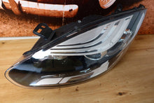 Laden Sie das Bild in den Galerie-Viewer, Frontscheinwerfer Renault Megane III 260605125R Links Scheinwerfer Headlight SCH1915978995am