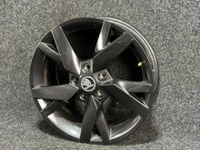 Load image into Gallery viewer, 1x Alufelge 17 Zoll 6.5" 5x112 46ET Glanz Silber 5E3601025 Skoda Octavia Iv FEL2200754031tg