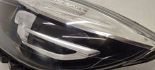 Laden Sie das Bild in den Galerie-Viewer, Frontscheinwerfer Renault Scenic 260601946R Links Scheinwerfer Headlight SCH3308102893tj