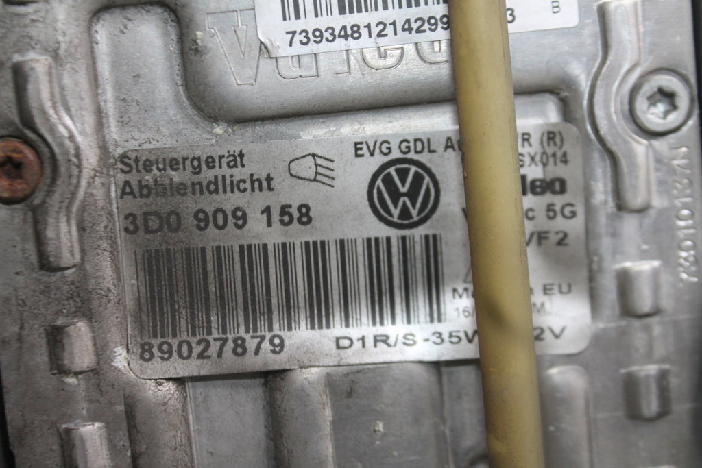 Frontscheinwerfer Porsche Touareg 89307861 Xenon Rechts Scheinwerfer Headlight SCH7922020138tz