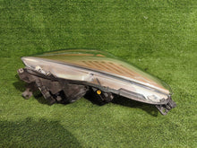 Load image into Gallery viewer, Frontscheinwerfer Ford Kuga 90156426 Rechts Scheinwerfer Headlight SCH3805445902nm