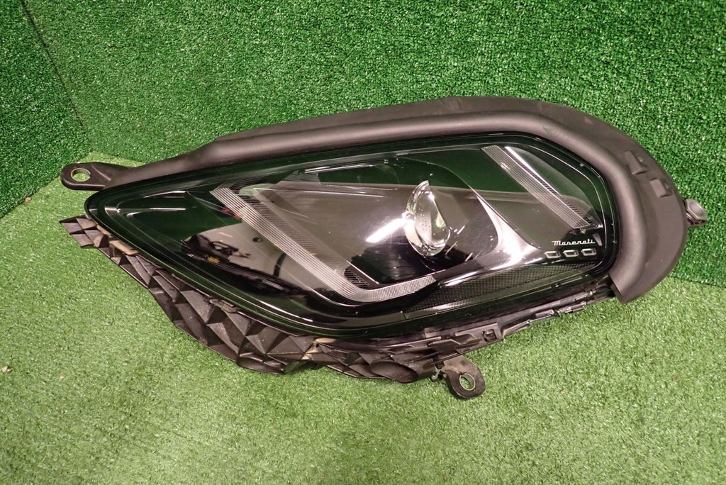 Frontscheinwerfer Maserati I 06701588620 Links Scheinwerfer Headlight SCH1087285989gp