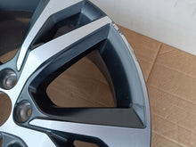 Laden Sie das Bild in den Galerie-Viewer, 1x Alufelge 18 Zoll 8.0&quot; 5x108 42ET 31471482 Volvo Rim Wheel