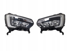 Load image into Gallery viewer, Frontscheinwerfer Renault Master III 260105567R 260607867R Ein Satz Headlight SCH2691610586vf