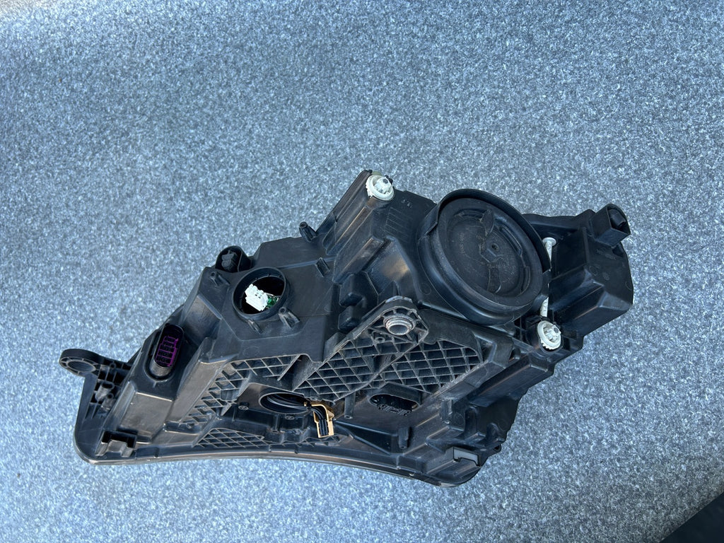 Frontscheinwerfer Skoda Superb III 3V1941016A Xenon Rechts Headlight