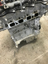 Laden Sie das Bild in den Galerie-Viewer, Motor Toyota Yaris 2NR-FKE 1.5 VVTI 82kW 34TKm Benzin Engine Unkomplett MOT3992767450xm