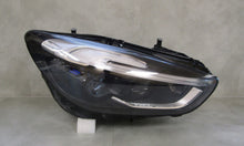 Laden Sie das Bild in den Galerie-Viewer, Frontscheinwerfer Mercedes-Benz W247 LED Rechts Scheinwerfer Headlight SCH3199275558gb